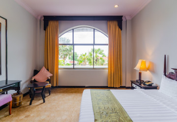 142 Bedroom Hotel For Sale - Svay Dangkum, Siem Reap thumbnail