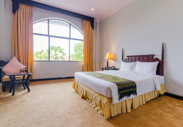 142 Bedroom Hotel For Sale - Svay Dangkum, Siem Reap thumbnail