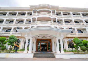 142 Bedroom Hotel For Sale - Svay Dangkum, Siem Reap thumbnail