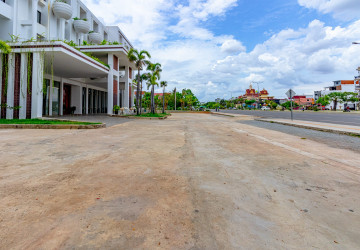 93 Bedroom  Hotel For Sale - Svay Dangkum, Siem Reap thumbnail