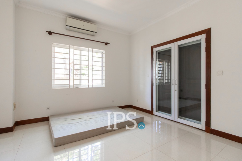 4 Bedroom Villa For Rent - Svay Dangkum, Siem Reap