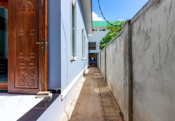 2 Bedroom House For Rent - Svay Dangkum, Siem Reap thumbnail