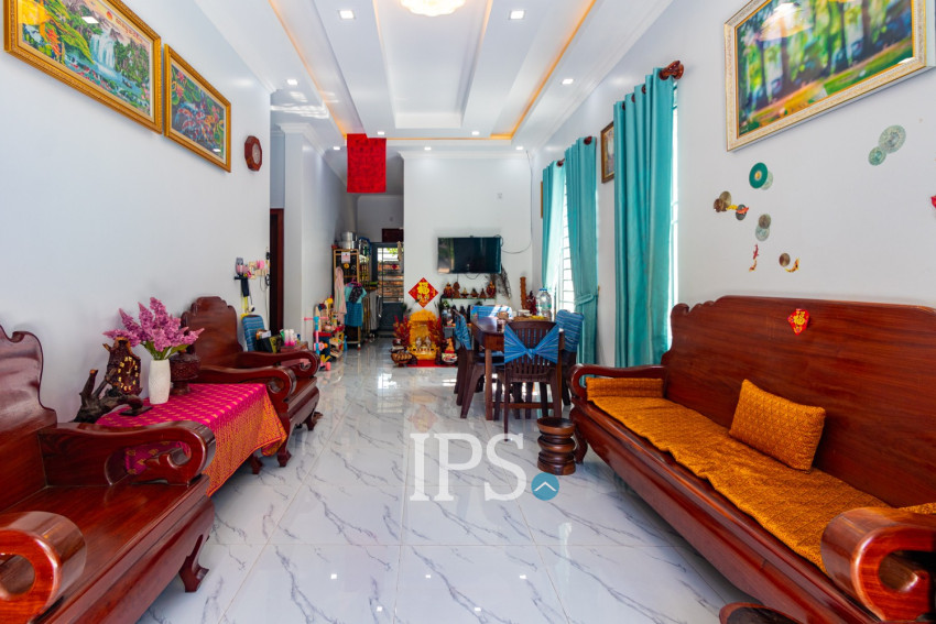 2 Bedroom House For Rent - Svay Dangkum, Siem Reap