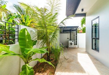 3 Bedroom Villa For Rent - Sangkat Siem Reap, Siem Reap thumbnail