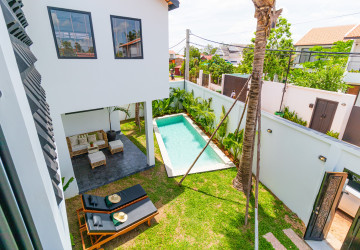 Brand New 3 Bedroom Villa For Sale - Svay Dangkum, Siem Reap thumbnail