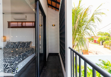 Brand New 3 Bedroom Villa For Sale - Svay Dangkum, Siem Reap thumbnail