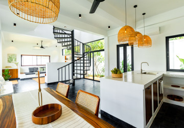 Brand New 3 Bedroom Villa For Sale - Svay Dangkum, Siem Reap thumbnail