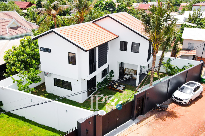 Brand New 3 Bedroom Villa For Sale - Svay Dangkum, Siem Reap