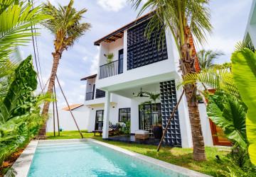 Brand New 3 Bedroom Villa For Sale - Svay Dangkum, Siem Reap thumbnail