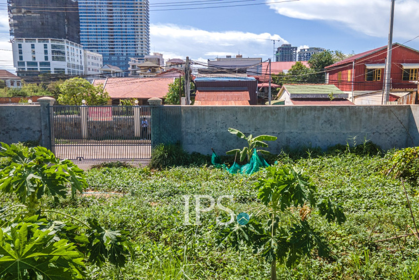 929 Sqm Residential Land For Sale - Chroy Changvar, Pnom Penh