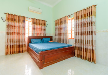 6 Bedroom Villa For Rent - Sala Kamreuk, Siem Reap thumbnail