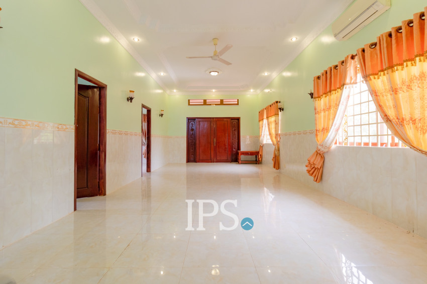 6 Bedroom Villa For Rent - Sala Kamreuk, Siem Reap