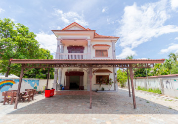 6 Bedroom Villa For Rent - Sala Kamreuk, Siem Reap thumbnail