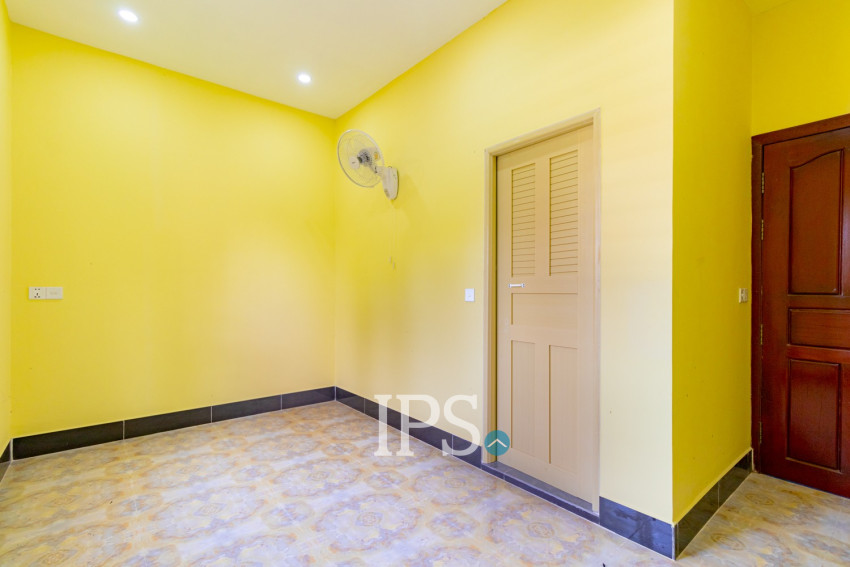 4 Bedroom Shophouse For Rent - Slor Kram, Siem Reap