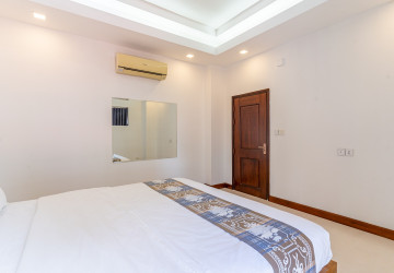 2 Bedroom Serviced Apartment For Rent, BKK 1, Phnom Penh thumbnail