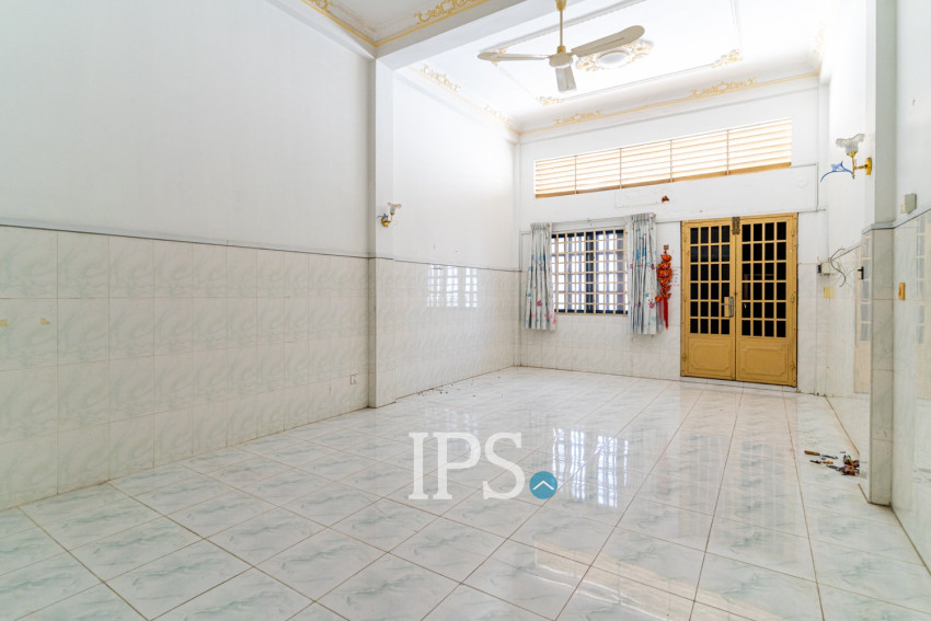 3 Storey Shophouse For Rent - Beoung Raing, Daun Penh, Phnom Penh