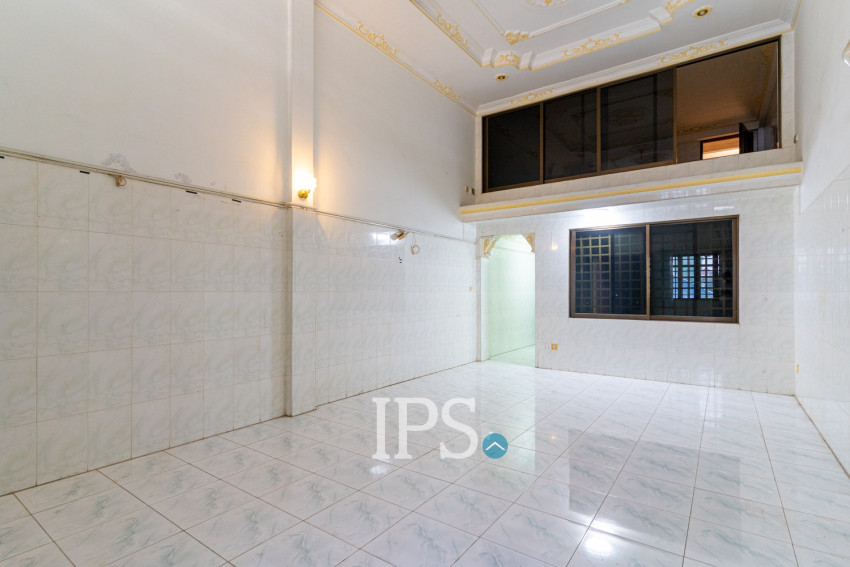 3 Storey Shophouse For Rent - Beoung Raing, Daun Penh, Phnom Penh