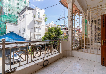 3 Storey Shophouse For Rent - Beoung Raing, Daun Penh, Phnom Penh thumbnail