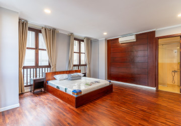 3 Bedroom Serviced Apartment For Rent - BKK1, Phnom Penh thumbnail