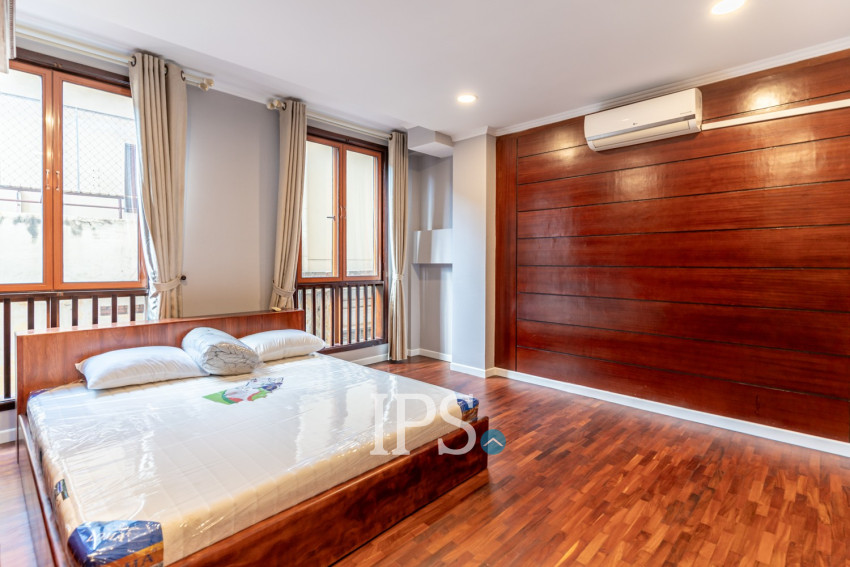 3 Bedroom Serviced Apartment For Rent - BKK1, Phnom Penh