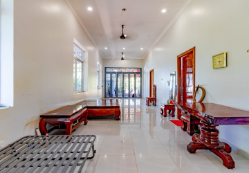 3 Bedroom House For Rent - Svay Dangkum, Siem Reap thumbnail