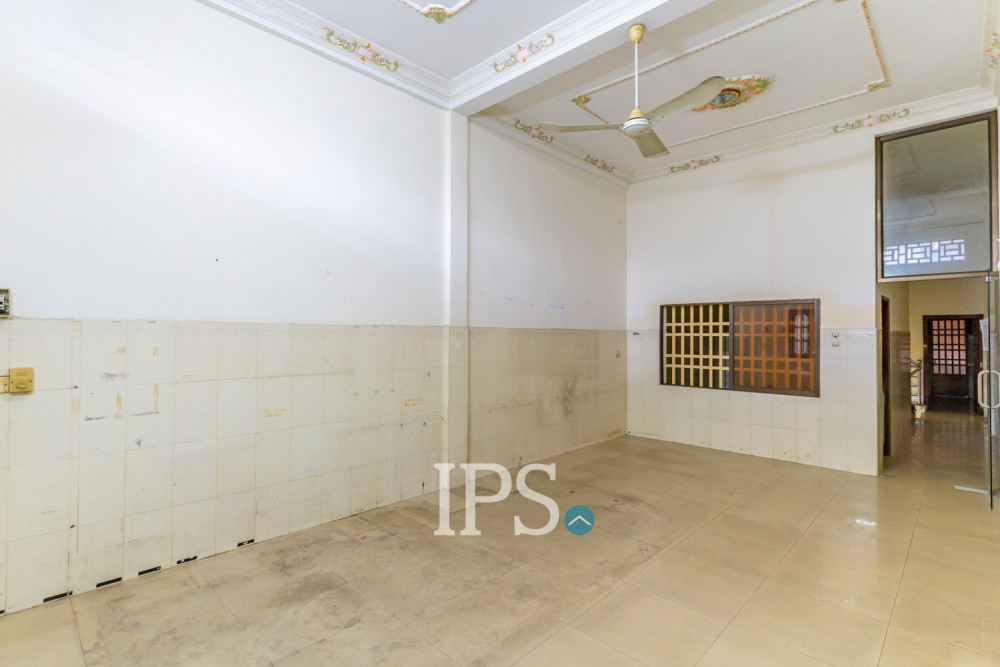 3 Storey Shophouse For Rent - Beoung Raing, Phnom Penh - Image 6