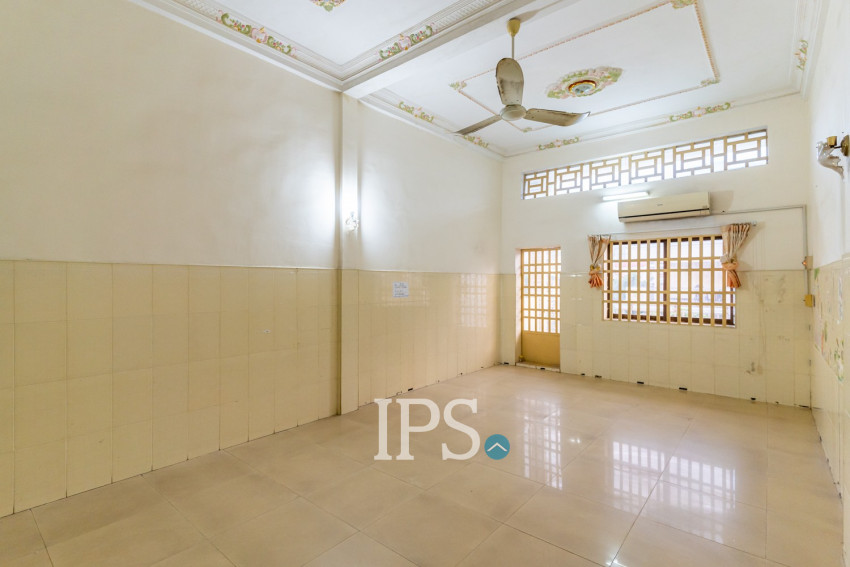 3 Storey Shophouse For Rent - Beoung Raing, Phnom Penh