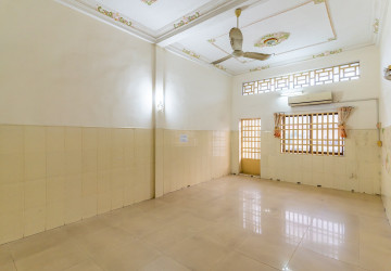 3 Storey Shophouse For Rent - Beoung Raing, Phnom Penh thumbnail