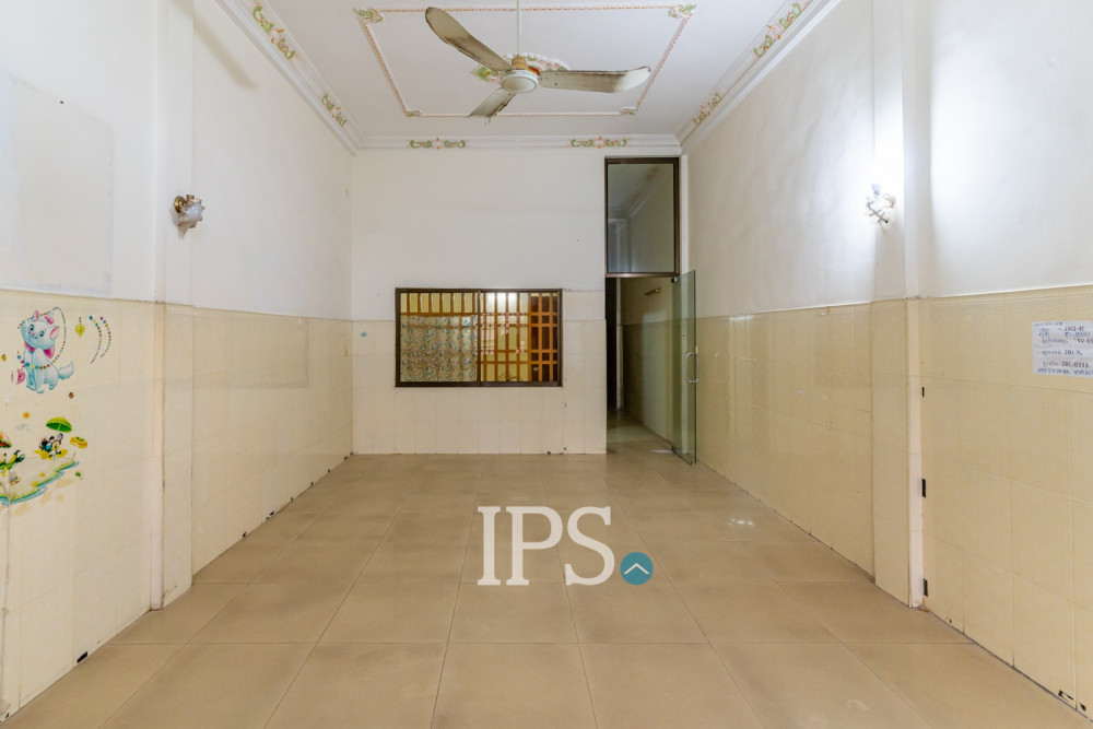 3 Storey Shophouse For Rent - Beoung Raing, Phnom Penh - Image 10