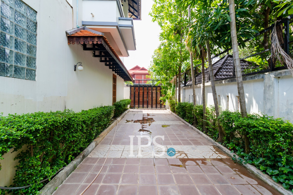 4 Bedroom Villa For Rent - Slor Kram, Siem Reap - Image 29