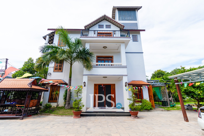 4 Bedroom Villa For Rent - Slor Kram, Siem Reap