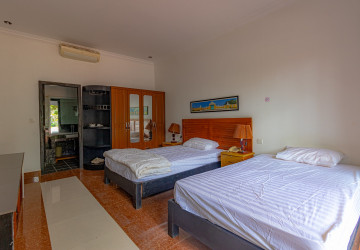 75 Bedroom Hotel For Rent - Sra Ngae, Siem Reap thumbnail