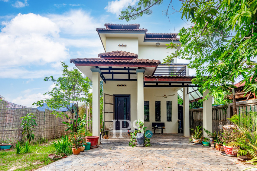 3 Bedroom Villa For Rent- Svay Dangkum, Siem Reap