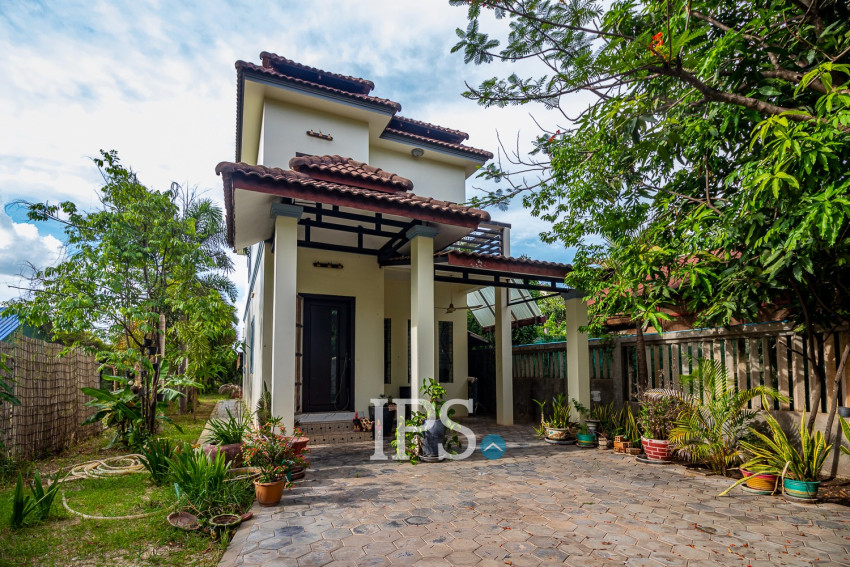 3 Bedroom Villa For Rent- Svay Dangkum, Siem Reap