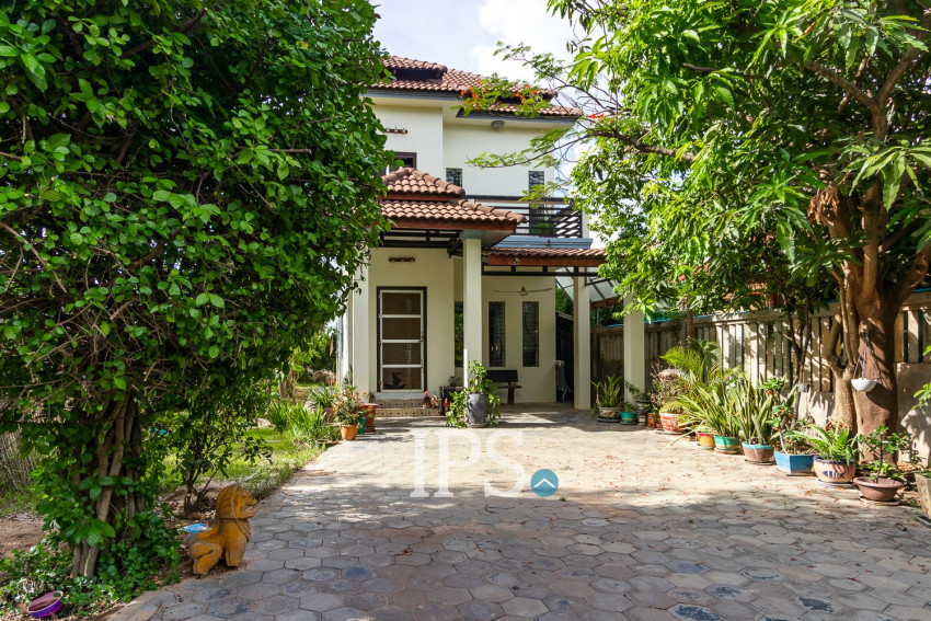 3 Bedroom Villa For Rent- Svay Dangkum, Siem Reap