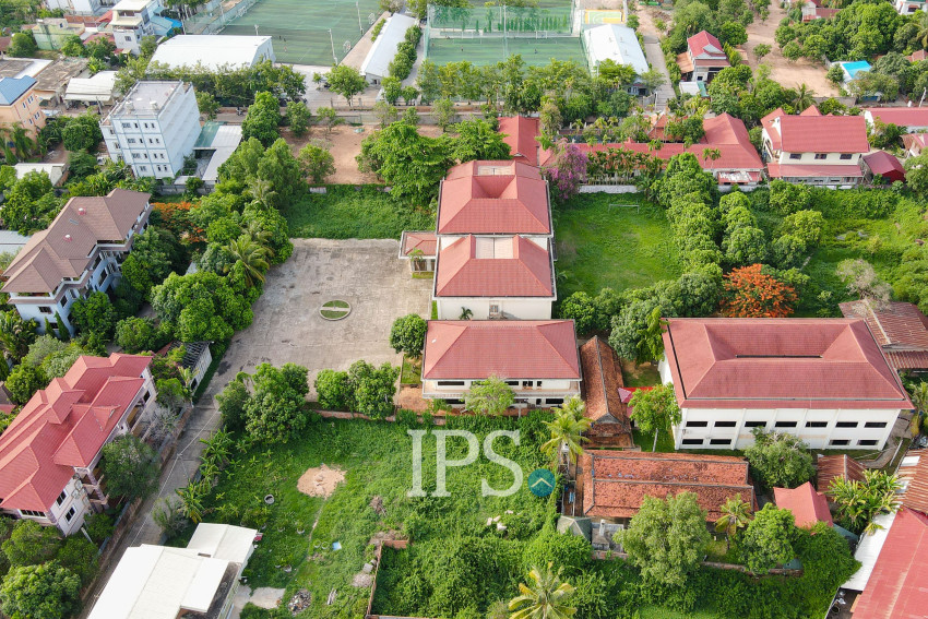 10,928 Sqm Land And Building For Sale - Sala Kamreuk, Siem Reap