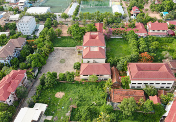 10,928 Sqm Land And Building For Sale - Sala Kamreuk, Siem Reap thumbnail