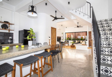 3 Bedroom Villa For Sale - Svay Dangkum, Siem Reap thumbnail