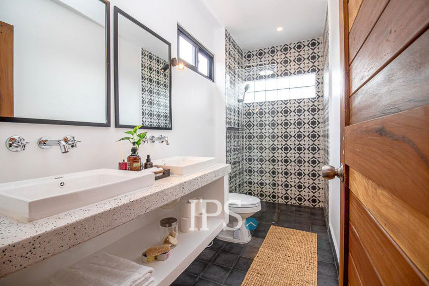 3 Bedroom Villa For Sale - Svay Dangkum, Siem Reap