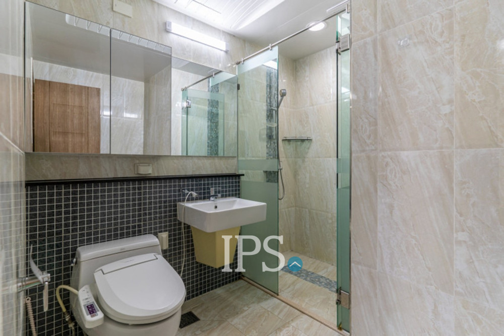 2 Bedroom Apartment for Sale - De Castle Royal, Phnom Penh - Image 10