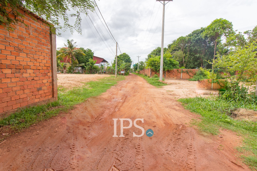 1,003 Sqm Land For Sale - Slor Kram, Siem Reap