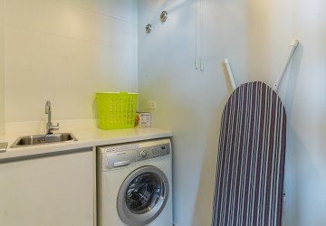 3 Bedroom Serviced Apartment For Rent - Chroy Changvar, Phnom Penh thumbnail