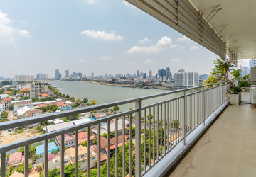 3 Bedroom Serviced Apartment For Rent - Chroy Changvar, Phnom Penh thumbnail