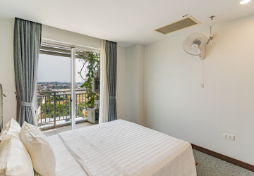 4 Bedroom Serviced Apartment For Rent - Chroy Changvar, Phnom Penh thumbnail