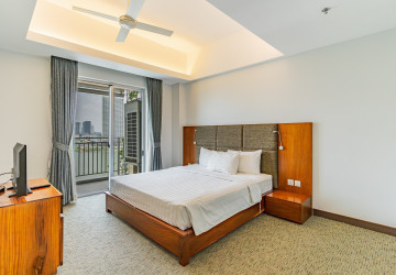 3 Bedroom Serviced Apartment For Rent - Chroy Changvar, Phnom Penh thumbnail