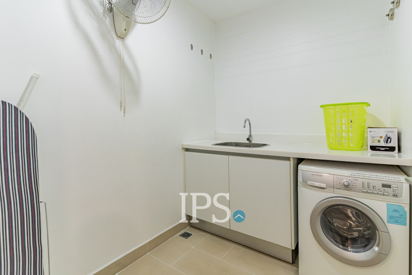 3 Bedroom Serviced Apartment For Rent - Chroy Changvar, Phnom Penh