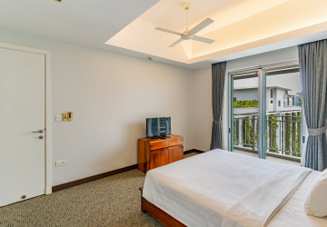 3 Bedroom Serviced Apartment For Rent - Chroy Changvar, Phnom Penh thumbnail