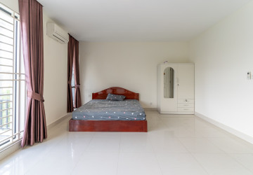 4 Bedroom Twin Villa For Rent - Borey Peng Huoth The Star Diamond, Chak Angrae Kraom, Phnom Penh thumbnail