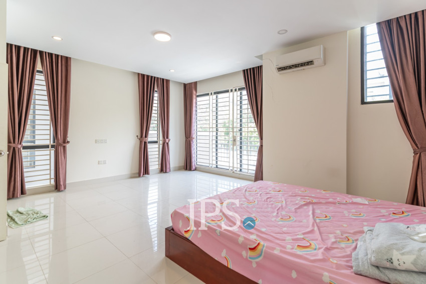 4 Bedroom Twin Villa For Rent - Borey Peng Huoth The Star Diamond, Chak Angrae Kraom, Phnom Penh