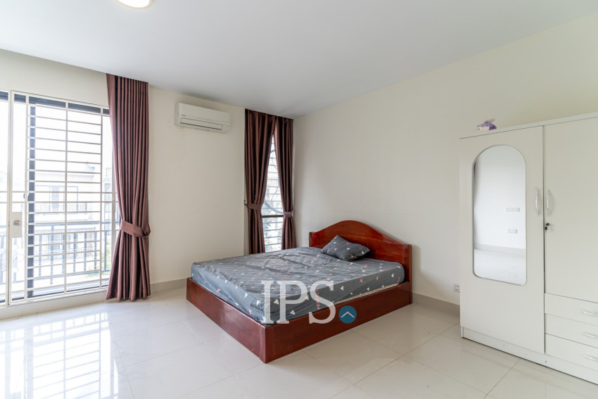 4 Bedroom Twin Villa For Rent - Borey Peng Huoth The Star Diamond, Chak Angrae Kraom, Phnom Penh